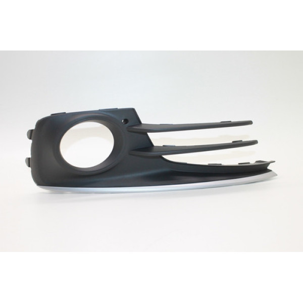 Moldura Farol Milha Direito Vw Fox 15/17 5z0853666l