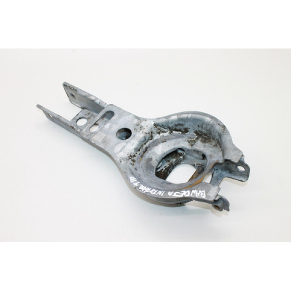 Bandeja Direita Inferior Eixo Traseiro Volvo V70 2.4t 2002