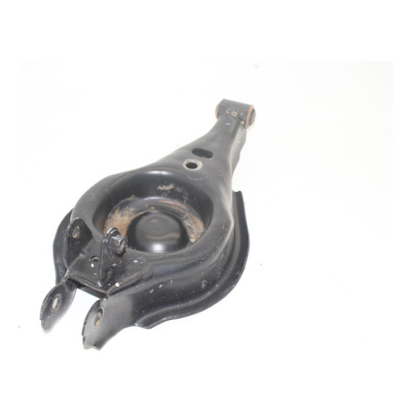 Bandeja Suspensão Traseiro Direito Gm Captiva 2.4 2010