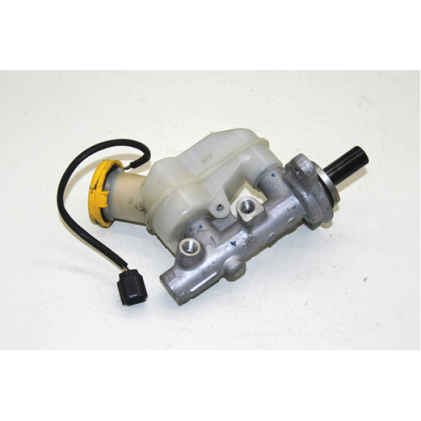 Cilindro Mestre C/ Reservatorio Renault Kwid 1.0 2018 A 2020