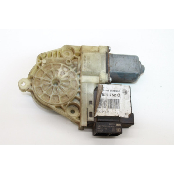 Motor Vidro Traseiro Direito Vw Polo 6qe839752q