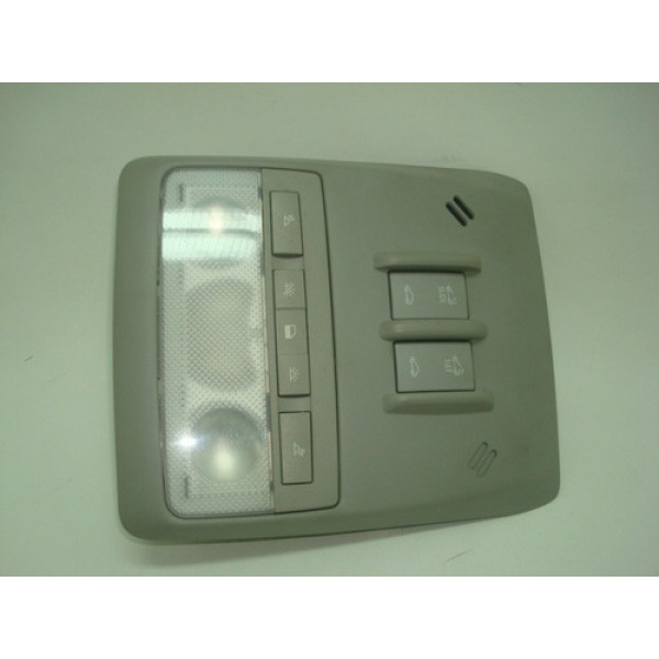 Luz Teto Cortesia C/comando Teto Solar Gm Tracker 2015