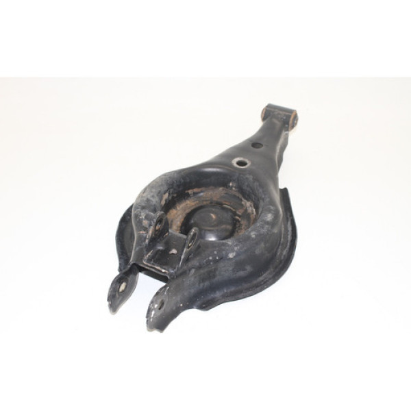 Bandeja Suspensão Traseiro Esquerdo Gm Captiva 2.4 2010