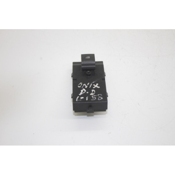 Botão Vidro D.d Gm Onix 13-19 92221585