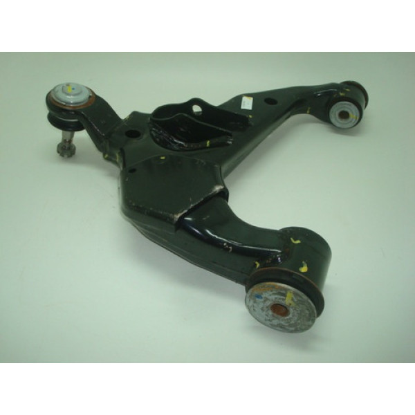 Bandeja Inferior Lado Esquerdo Toyota Hilux Sw4 2010