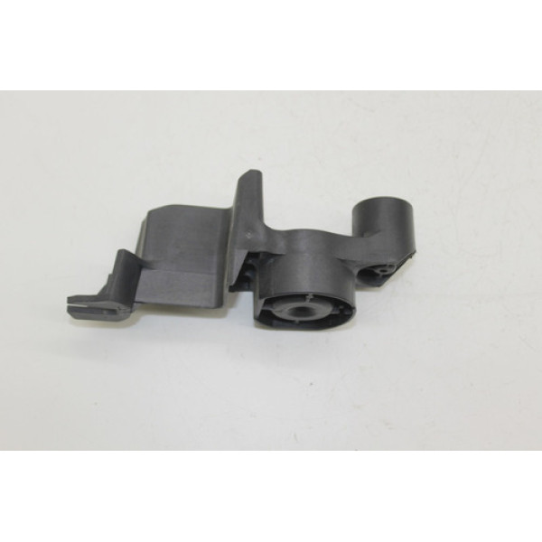 Guia Parachoque Traseiro L.d Peugeot 3008 1.6 Thp Aut 2014 