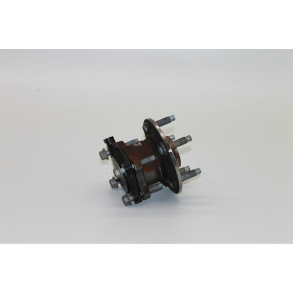 Cubo Traseiro Direito Gm Tracker 1.8 2015 