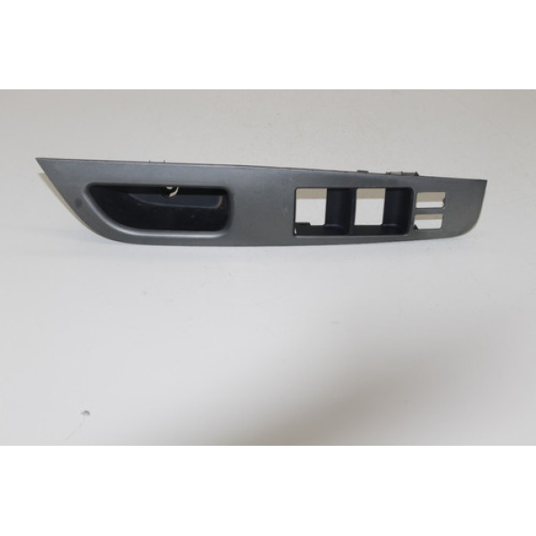 Moldura Comando Vidro D.e Nissan Livina 09-14 80961az70a