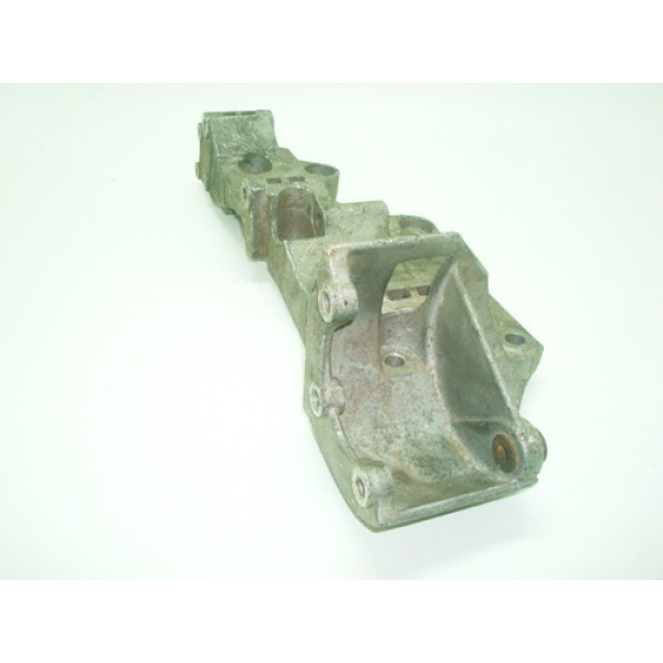 Suporte Compressor Alternador Volkswagen Golf -bora- Audi