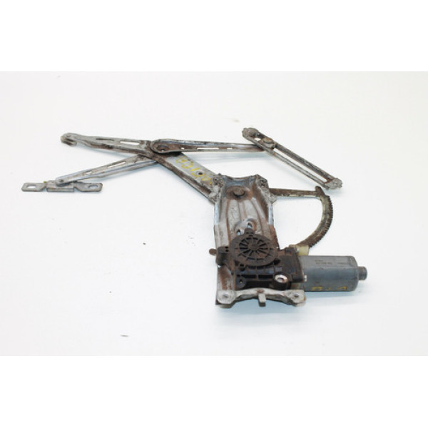 Máquina Vidro Dianteira Direita Gm Zafira 93281522