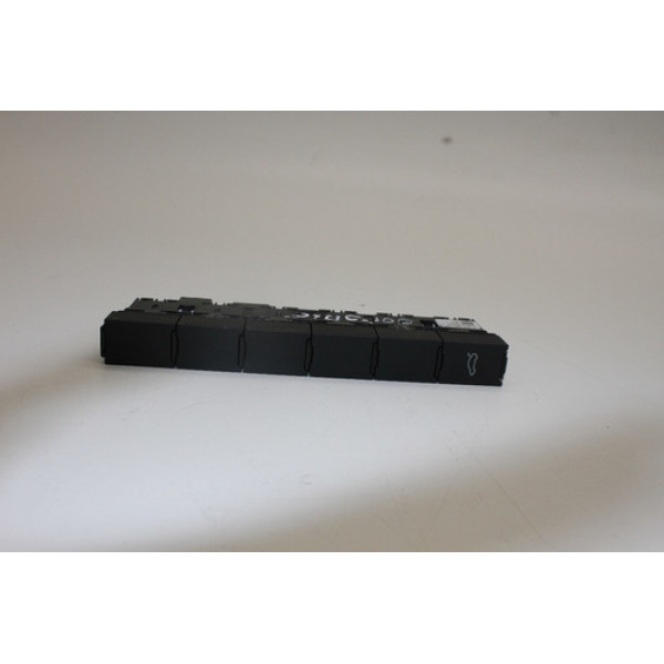 Botão Abertura Porta Malas Vw Polo 1.6 Msi 2019 10299784