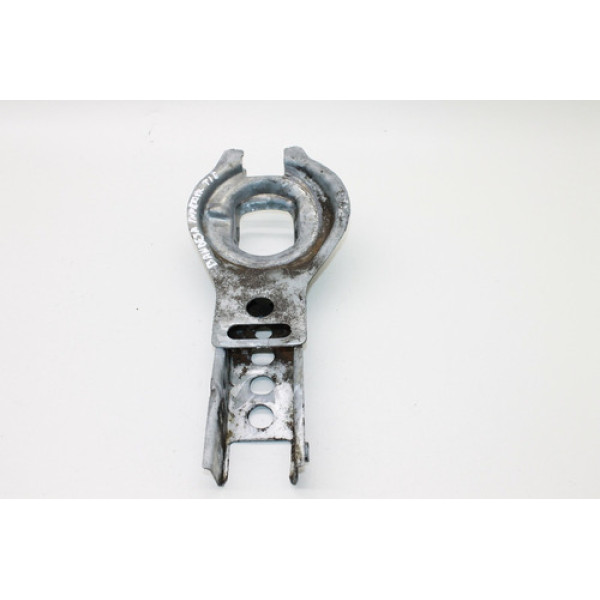 Bandeja Esquerda Inferior Eixo Traseiro Volvo V70 2.4t 2002