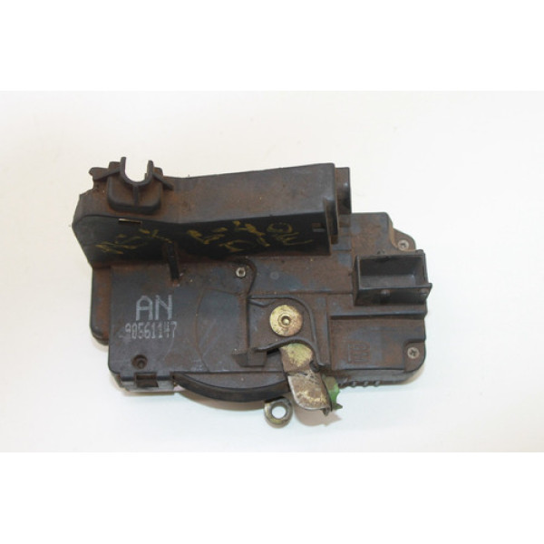 Fechadura Mecânica Dianteira Esquerda Astra 2005 90561147