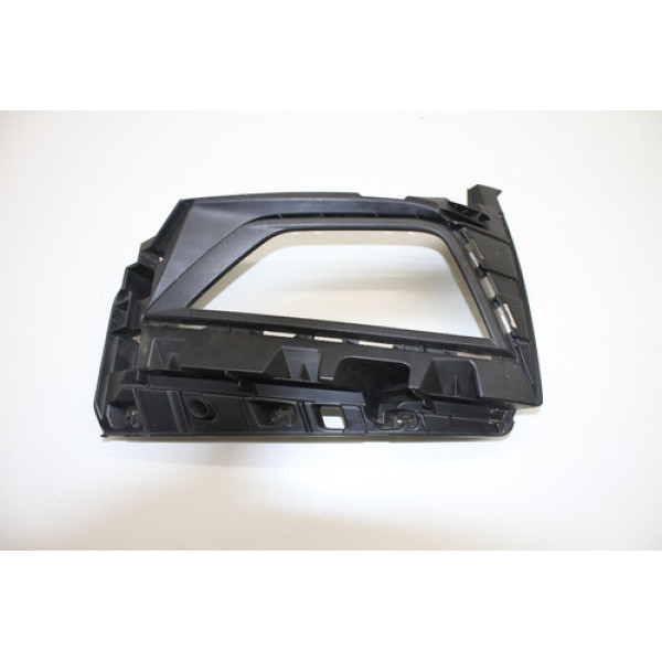 Moldura Farol Milha Esquerdo Vw Polo 1.6 Msi 2019 6ea853665a