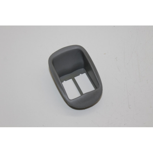 Moldura Comando Vidro D.e Renault Scenic 03-12 7702280086