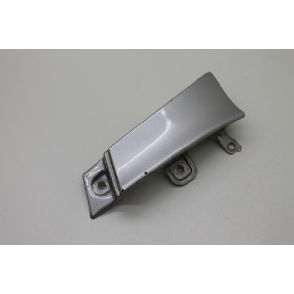 Moldura Acabamento Da Lanterna Traseira Direita Captiva 2011