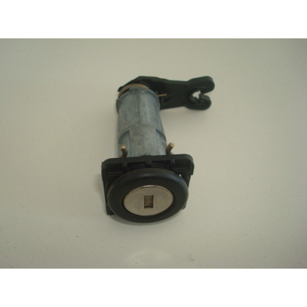 Cilindro Tampa Traseira Gm Prisma 2014 13577654