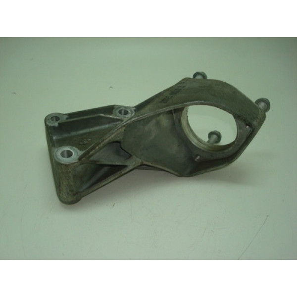 Suporte Do Semi Eixo Lado Direito Gm Tracker 2016  13248688