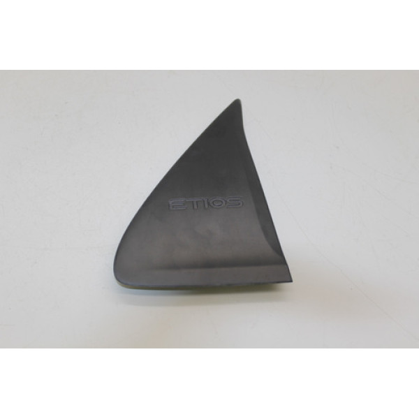 Acabamento Porta T.d Toyota Etios Sedan 12-20 67673-0d020