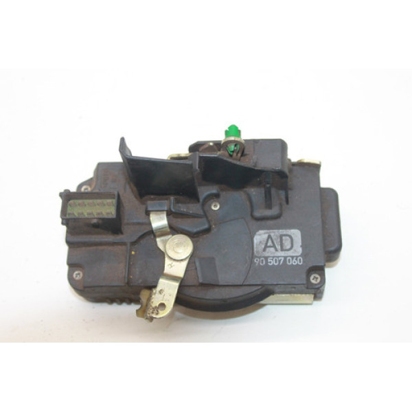 Fechadura Dianteira Direita Gm Vectra 1997 90507060