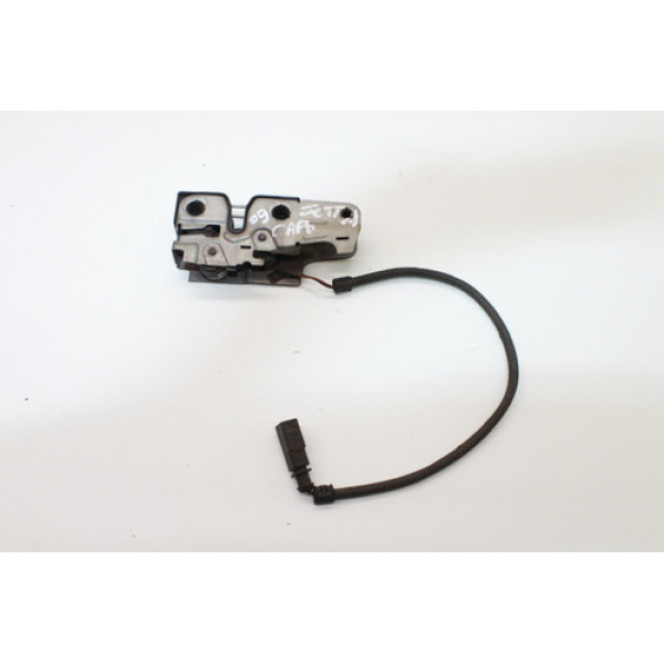 Fechadura Capô Vw Jetta 2.5 2009 1k1823509e
