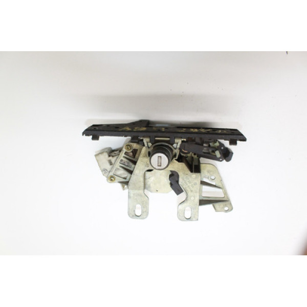 Fechadura Tampa Traseira Vw Passat Alemão 3b0827297