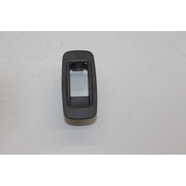 Moldura Comando Vidro Traseiro Toyota Corolla Fielder 03-08 