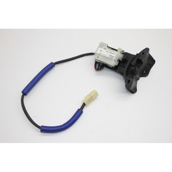 Trava Portinhola Tanque Gm Omega Fittipaldi 2011 92219624