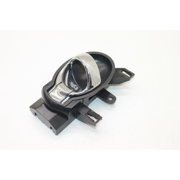 Maçaneta Interna Diant/tras Esquerda Nissan Versa